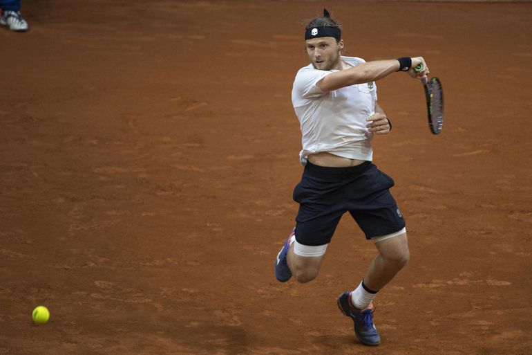 ATP Barcelona: Kovalík zvládol hru nervov v rozhodujúcom sete, v 2. kole narazí na favorita