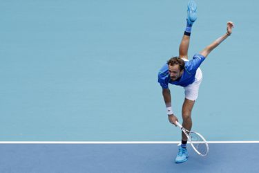 ATP Miami: Medvedev postúpil do semifinále. Nezaváhal ani favorit Alcaraz