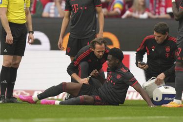 Strata pre defenzívu Bayernu, Davies vynechá zvyšok sezóny