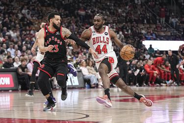 NBA: Bulls vyradili Raptors, proti Miami zabojuje o post osmičky