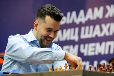 Šach: Ôsma partia o titul majstra sveta sa skončila remízou