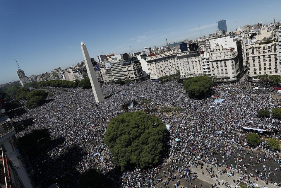 Argentínčania oslavujú titul majstrov sveta v centre Buenos Aires