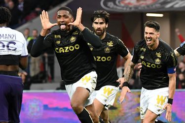 Lille otočilo duel, Clermont zvíťazil aj s deviatimi hráčmi