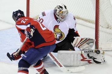 Brian elliot senators save knuble capitals