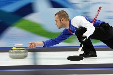 Na čele curlingového turnaja domáca Kanada