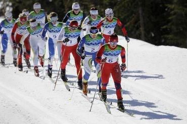 Björgenová stále na víťaznej vlne, triumfovala i v skiatlone SP