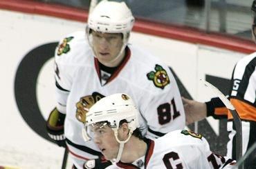 Hossa marian toews jonathan chicago blackhawks april 2010