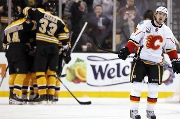 VIDEO NHL: Chára by mal ako správny kapitán potiahnuť Boston