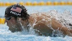 VIDEO Phelps sa v bazéne cíti dobre, stále má však čo zlepšovať