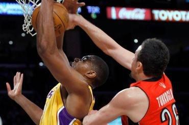 VIDEO NBA: Víťazná šnúra Orlando pokračuje, Lakers triumfovali v posledných sekundách