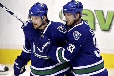 Sedin daniel henrik vancouver canucks radost