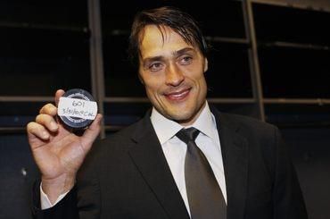 Selanne teemu puk gol 601 april 2010