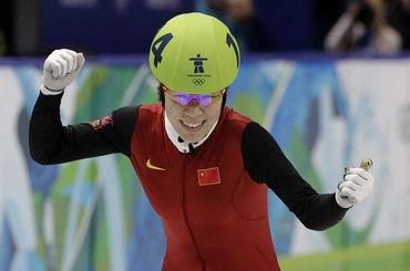 Na 1500 m žien triumf Čou Jang