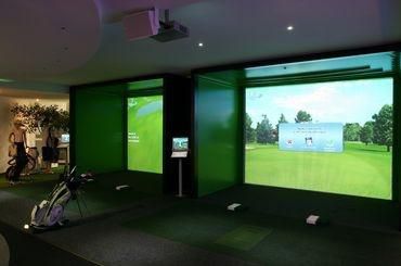 Black&White rezort ponúka golfové simulátory GolfBlaster3D