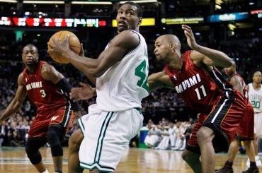 NBA: Basketbalisti Bostonu vyhrali aj bez najproduktívnejšieho hráča