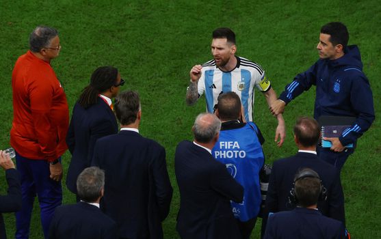Louis van Gaal vracia úder, zaútočil na Messiho a celú Argentínu: Bolo to vopred dohodnuté