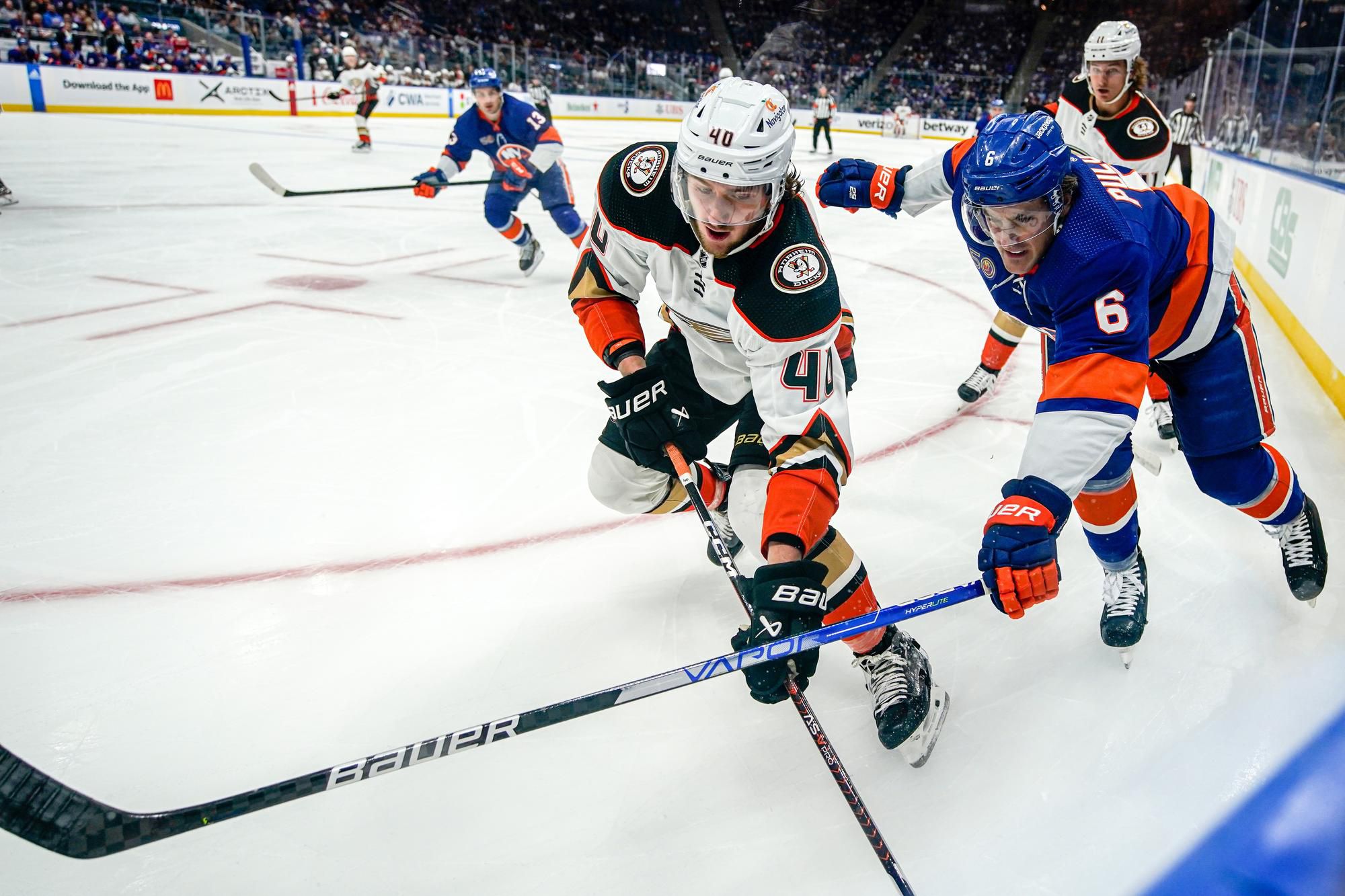 New York Islanders - Anaheim Ducks (Pavol Regenda, Ryan Pulock)