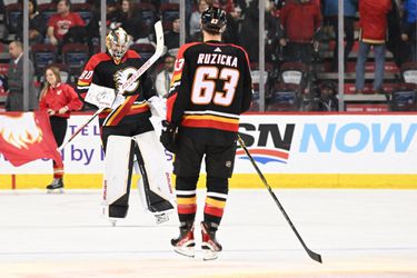 Calgary s Ružičkom sa naďalej nedarí. Flames prehrali piaty zápas v rade