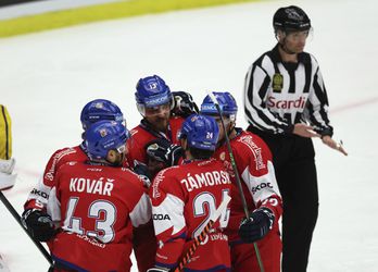 Česko na úvod Švédskych hokejových hier umlčalo domácich, fínska dráma