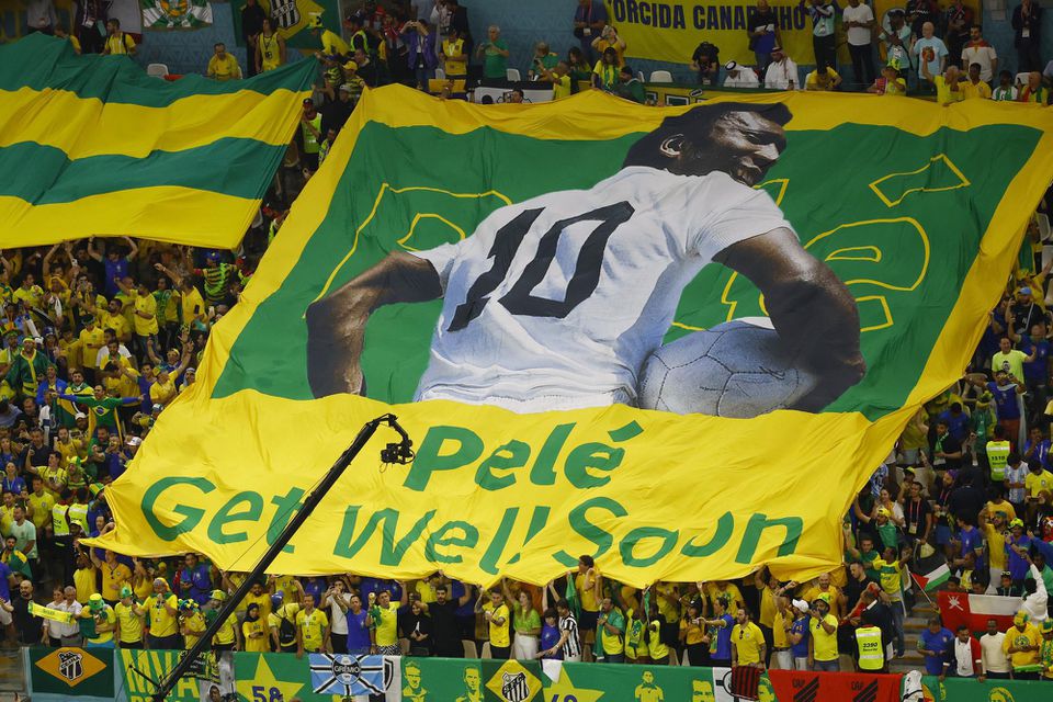 MS vo futbale 2022 - Fanúšikovia Brazílie prajú Pelému skoré uzdravenie