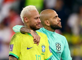 MS vo futbale 2022: Tréner Brazílie okamžite odstúpil. Neymar nevie, či sa ešte vráti