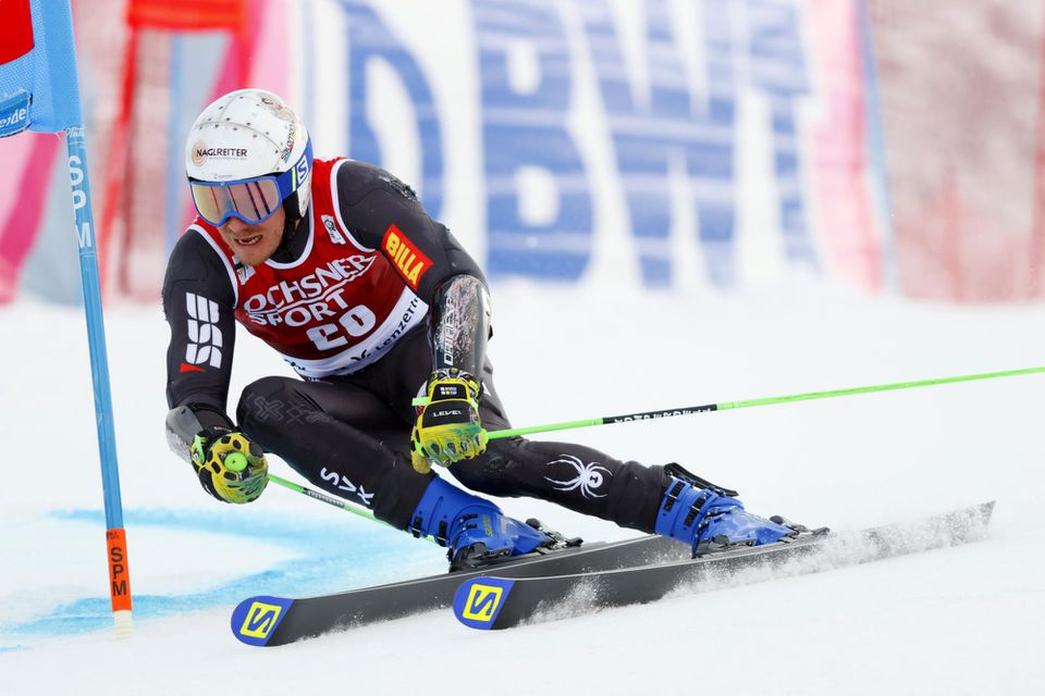 Adam Žampa počas 1. kola obrovského slalomu vo švajčiarskom Lenzerheide