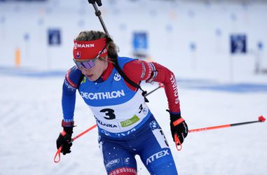 Paulína Bátovská Fialková dnes bojuje v pretekoch s hromadným štartom (MS v biatlone)