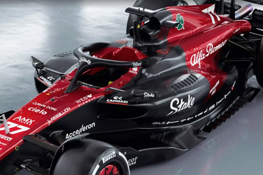 Alfa Romeo do novej sezóny s veľkou zmenou. Červená a biela sú minulosťou