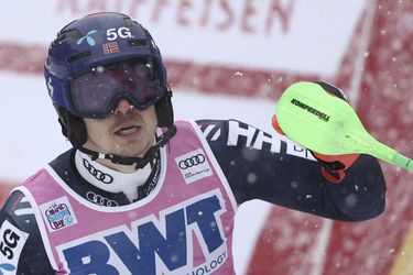 Svetový pohár: Kristoffersen prekazil v slalome domácu radosť. Výhru uchmatol tesne pred cieľom