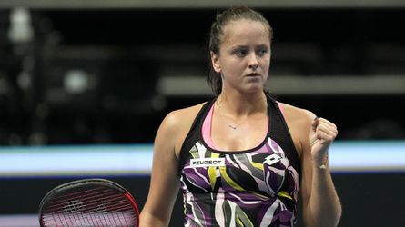 WTA Linz: Viktória Kužmová pridala štvrtý titul v debli, s Dzalamidzeovou zvládli trojsetovú bitku