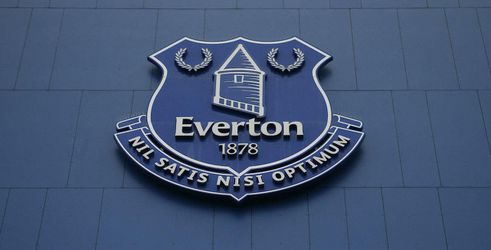 Predstavitelia Evertonu sa nezúčastnili sobotného zápasu. Obdržali výhražné listy