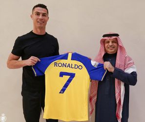 Prestupová bomba vybuchla! Cristiano Ronaldo podpísal zmluvu s novým klubom