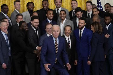 NBA: Aj o mne pochybovali, povedal Biden basketbalistom Golden State