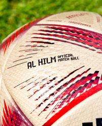 MS vo futbale 2022: FIFA predstavila novú loptu. Na predchádzajúcu sa hráči sťažovali