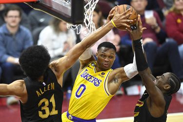 NBA: Davisa trápila chrípka, Lakers nezvládli zápas s Clevelandom