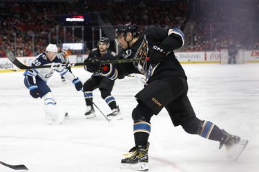Rekordér Ovečkin sa stal Hráčom týždňa v NHL. Ocenili aj brankára Colorada či útočníka Vancouveru