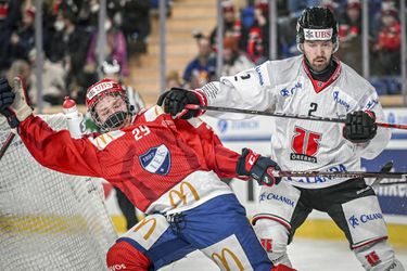 Spenglerov pohár: Örebro si poradilo s fínskym súperom, Kanada opäť prehrala