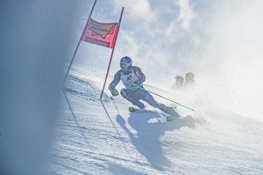 Adam Žampa dnes bojuje v 2. kole obrovského slalomu v Schladmingu