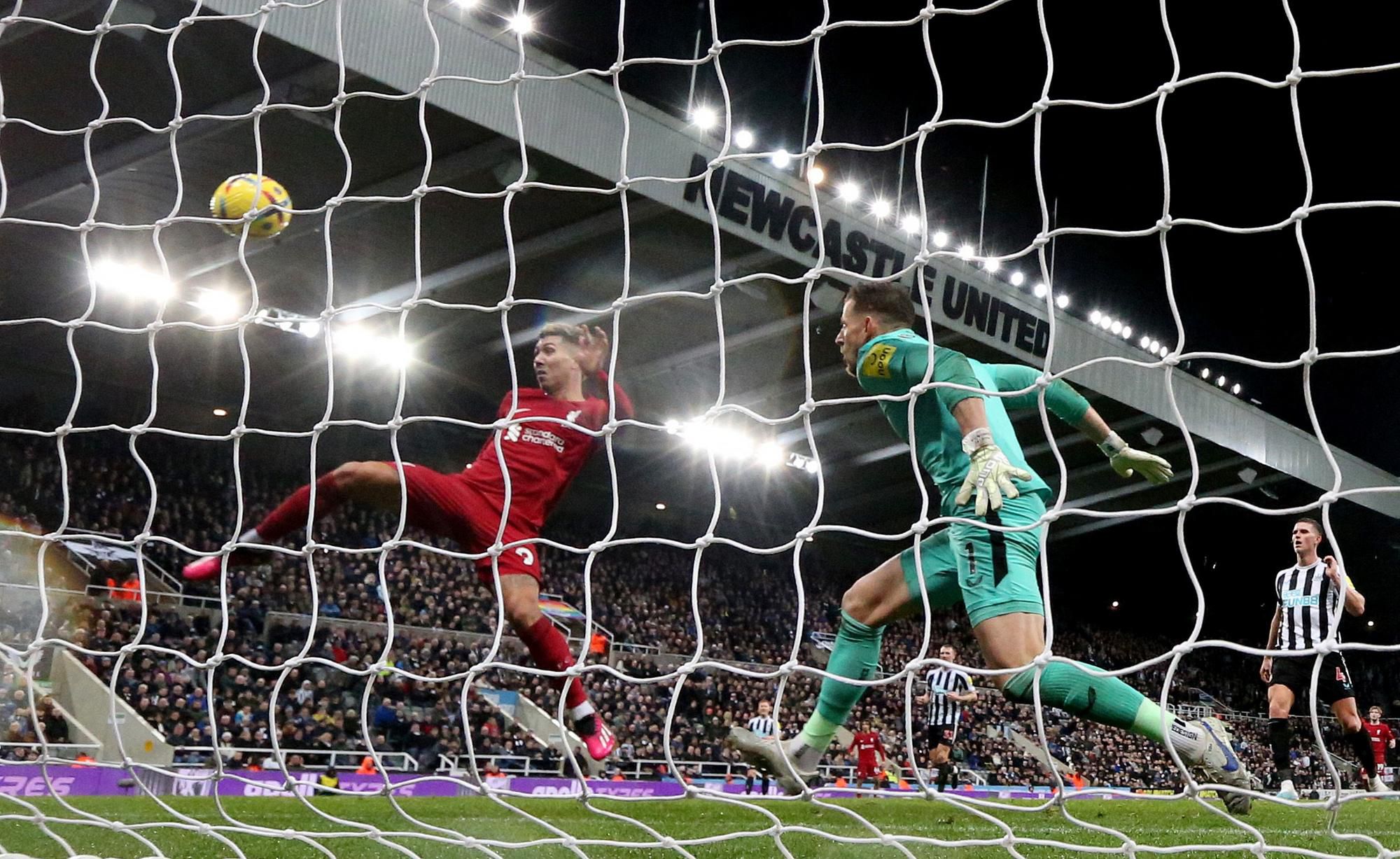 Martin Dúbravka nečakane nastúpil za Newcastle