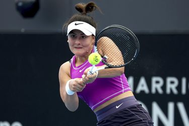WTA Adelaide: Andreescuová a Kanepiová postúpili do 2. kola