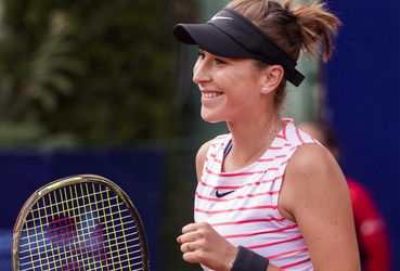 WTA Adelaide: Benčičová vo finále zmietla Kasatkinovú z kurtu, nadelila jej kanára