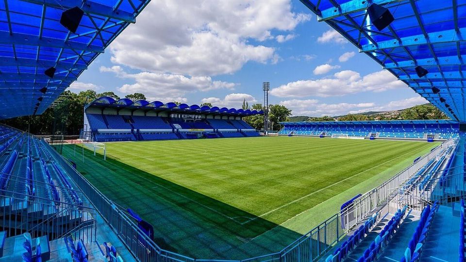 Nitra (Štadión pod Zoborom) - kapacita 7 246 divákov