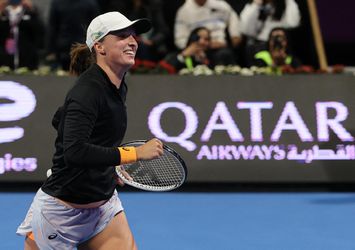 WTA Dauha: Súperku zmietla z kurtu s kanárom. Swiateková suverénne ovládla finále