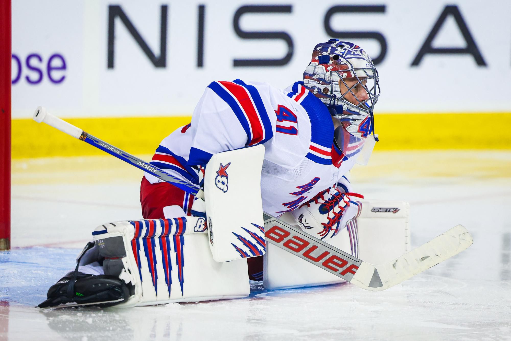 Brankár New Yorku Rangers Jaroslav Halák.