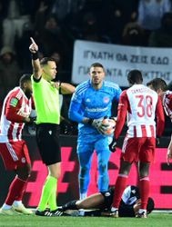 Hostia vytiahli kartu Micheľ. Ivan Kružliak viedol v nedeľu veľké grécke derby PAOK - Olympiakos