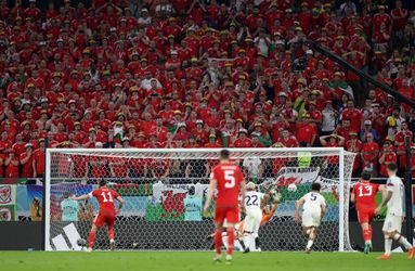 MS vo futbale 2022: Nahnevaní Walesania sa obrátili na FIFA. Problémom boli dúhové klobúky