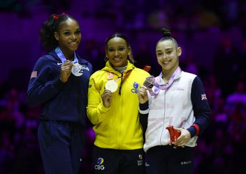 Športová gymnastika-MS: Vo viacboji jednotlivkýň triumfovala medailistka z Tokia