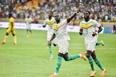 Senegal porazil Bolíviu, triumf spečatil Mane. Kolumbia si vychutnala Guatemalu
