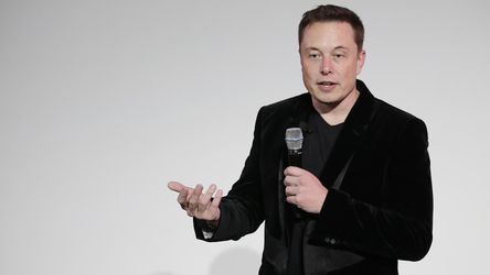 Elon Musk spôsobil ošiaľ. Akcie Manchestru United išli raketovo hore