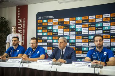 Španielsky tréner hádzanárskej reprezentácie si vybral dvoch slovenských asistentov